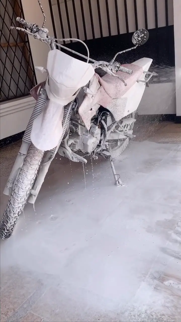 Moto 1